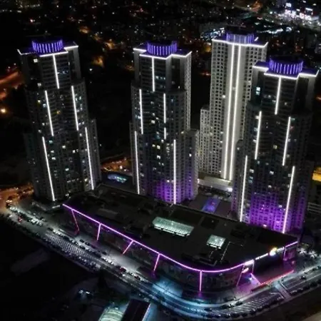Luxury Skyview Apartman *